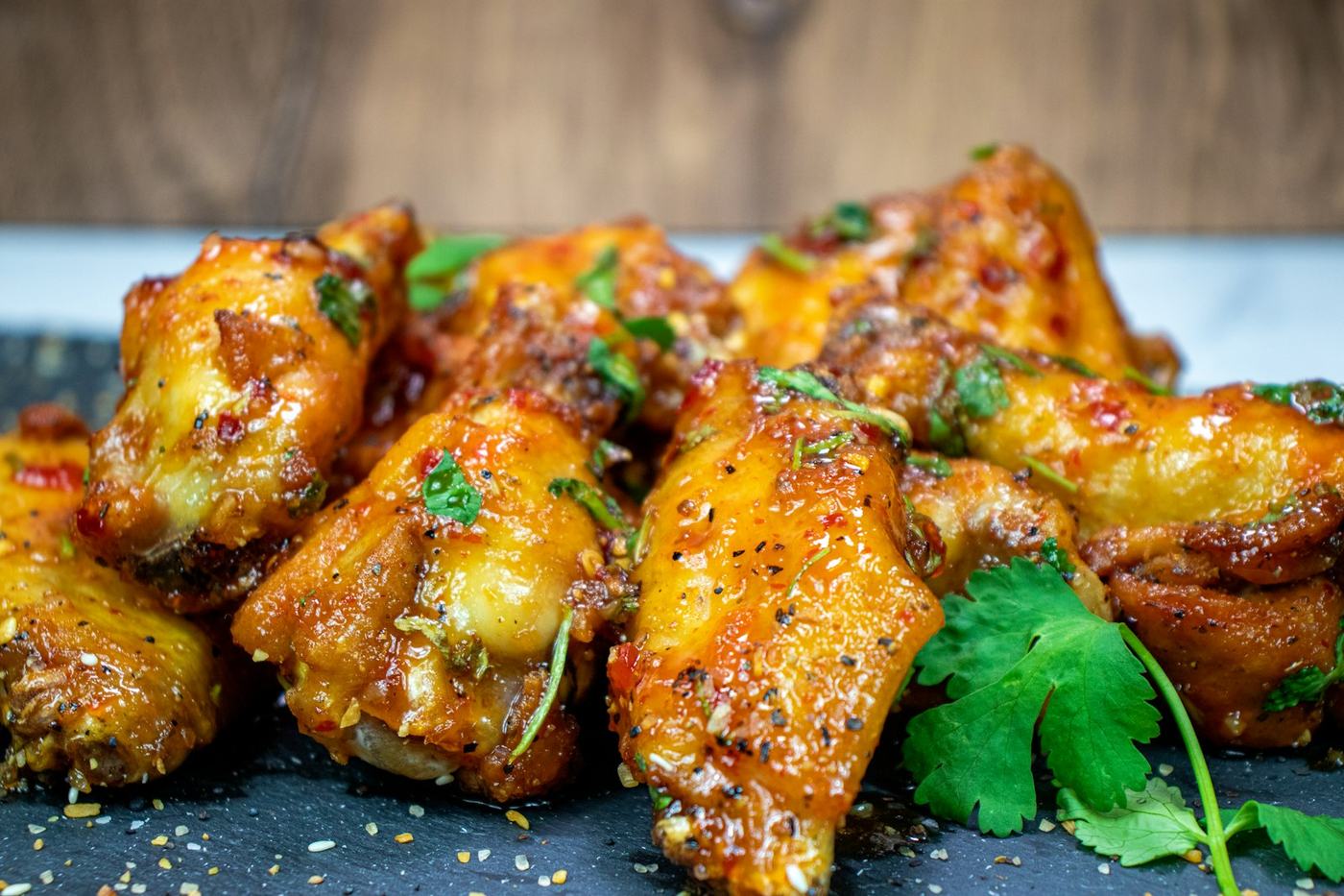 Glazed chicken wings